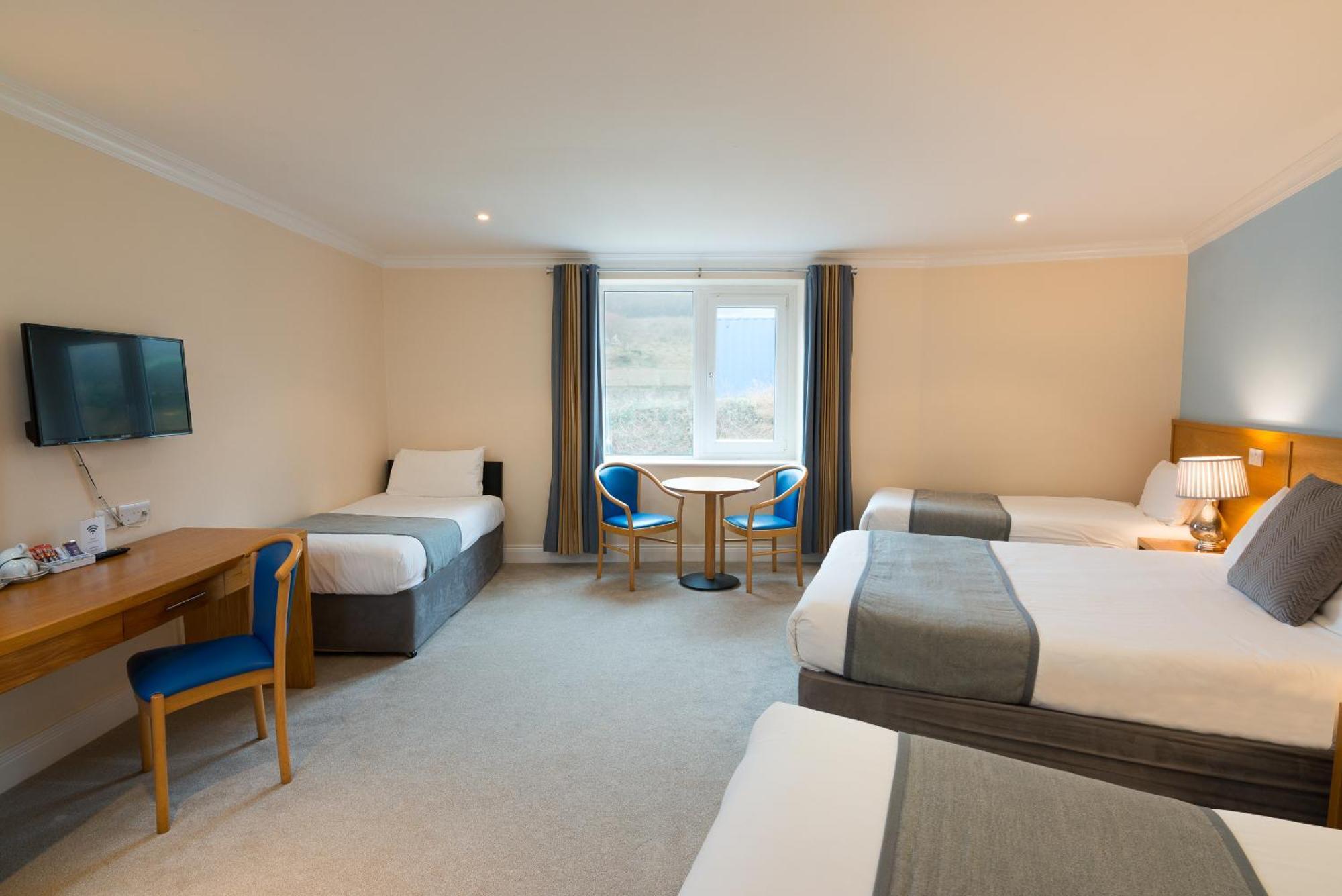 Hotel Ceann Sibeal Беллиферритер Экстерьер фото